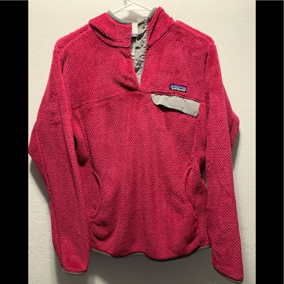 Patagonia Sweaters - Patagonia sweater damaged